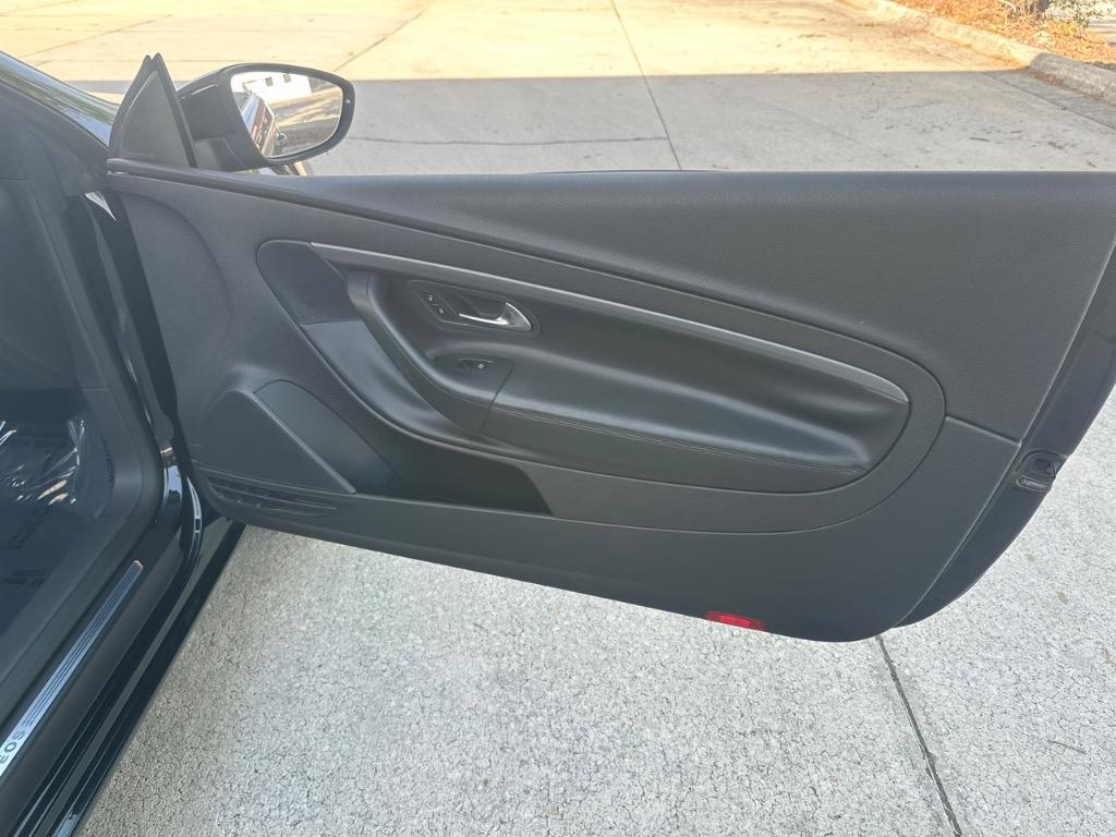 2011 Volkswagen Eos Komfort SULEV photo