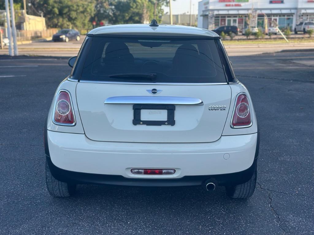 2013 MINI Cooper photo