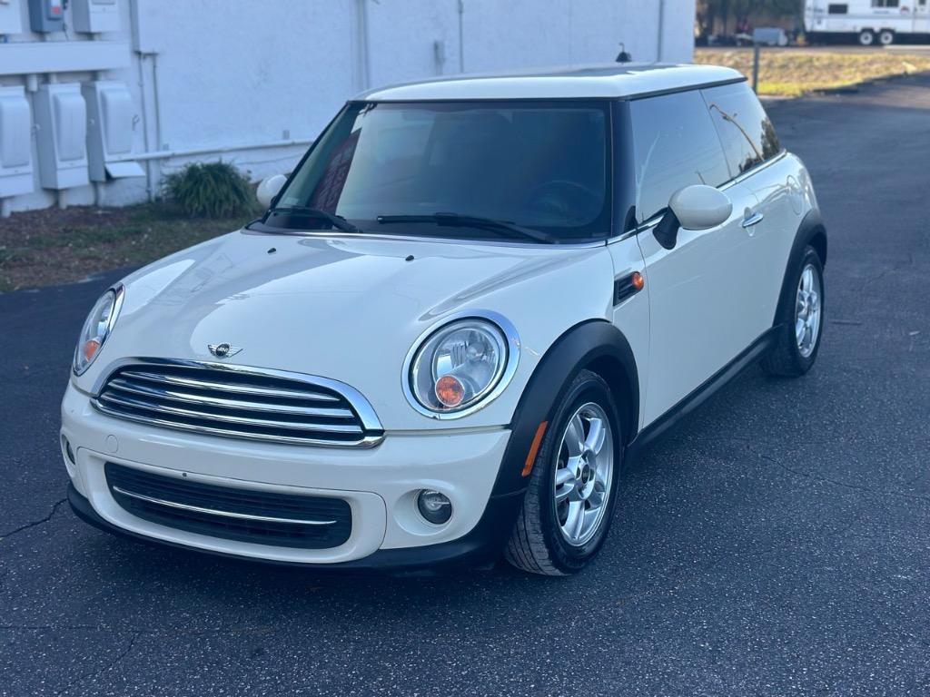 2013 MINI Cooper photo