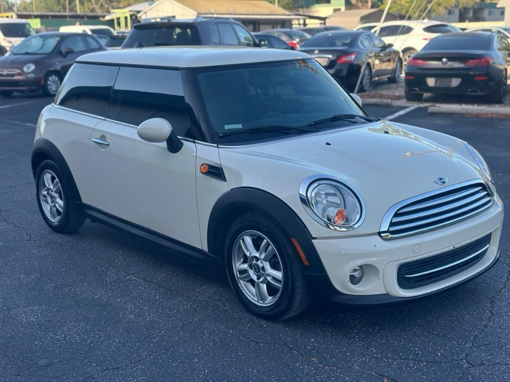 2013 MINI Cooper photo