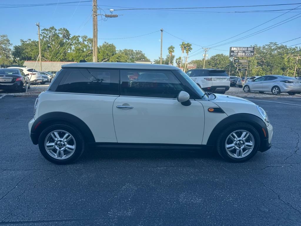 2013 MINI Cooper photo