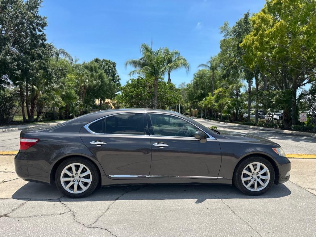 2008 Lexus LS - $8,990