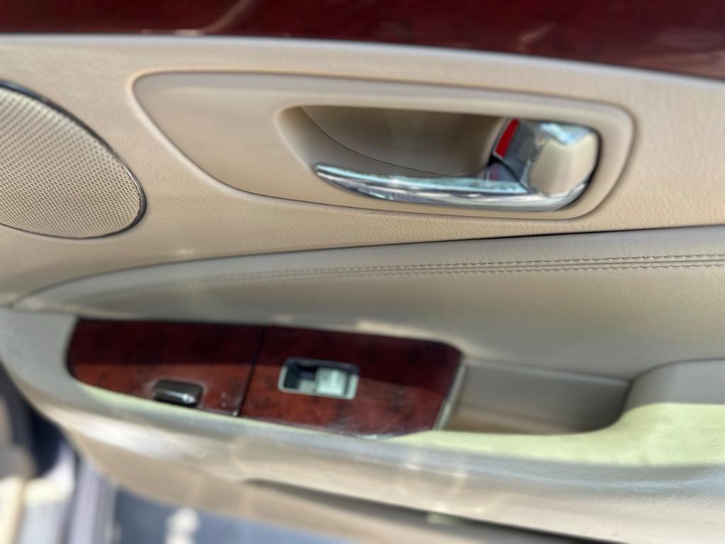 2008 Lexus LS - $8,990