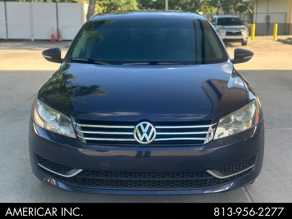 2012 Volkswagen Passat SE photo