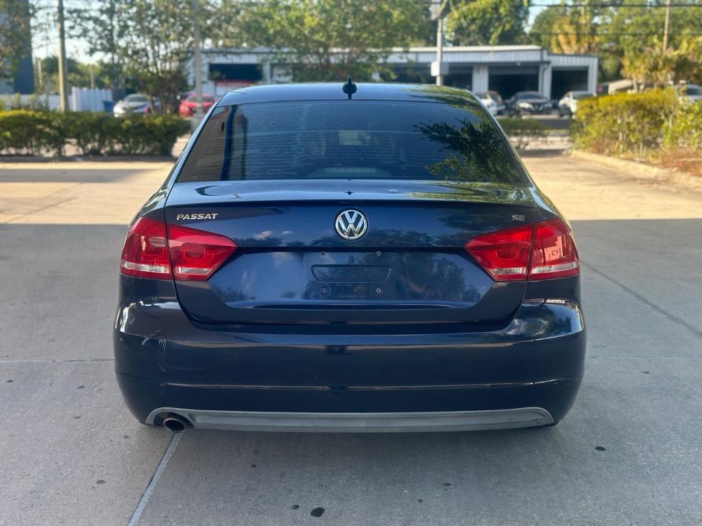 2012 Volkswagen Passat SE photo
