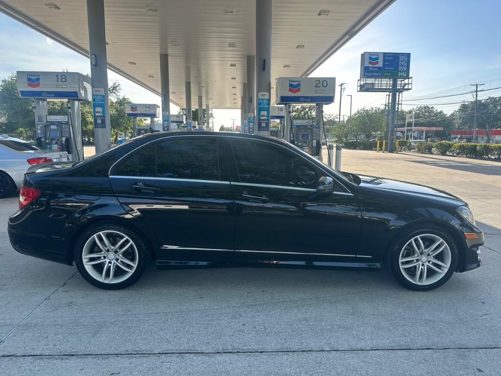 2014 Mercedes-Benz C-Class - $10,310