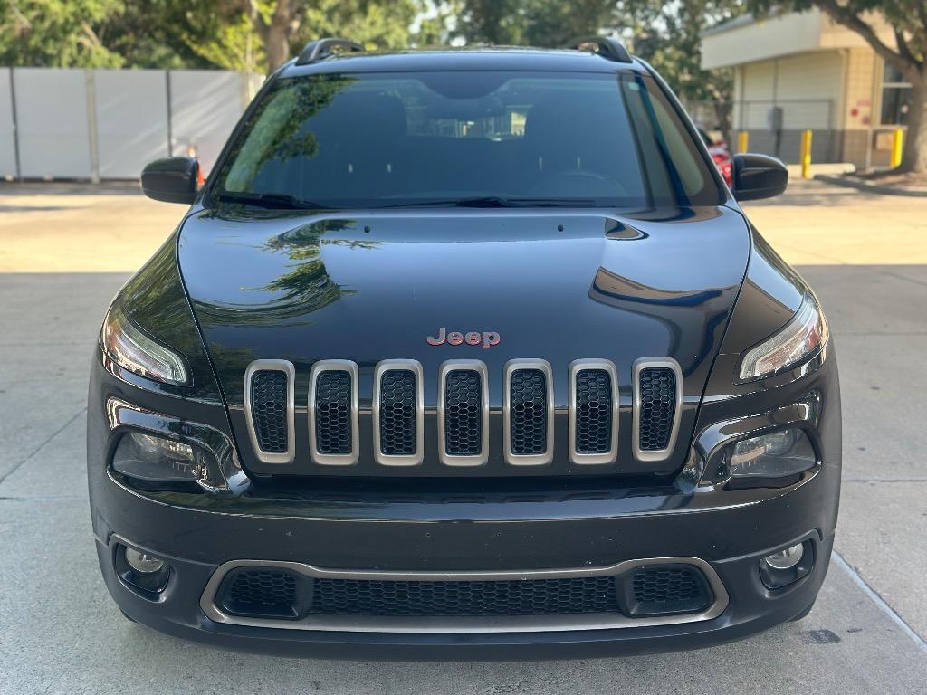 2016 Jeep Cherokee Latitude photo