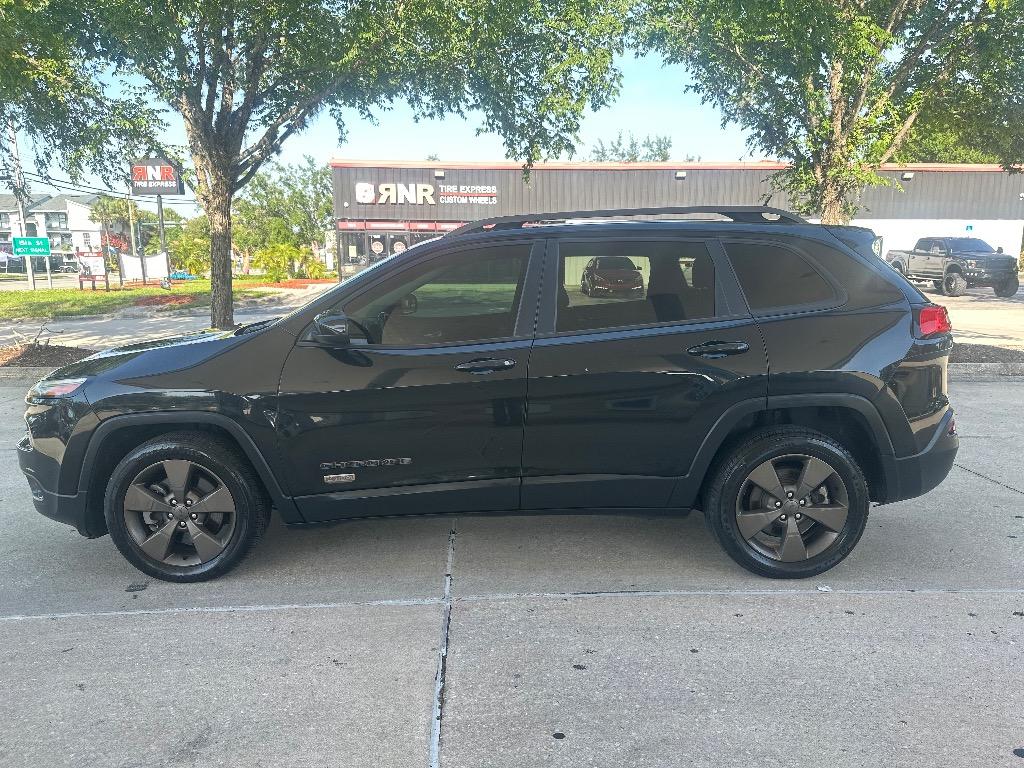 2016 Jeep Cherokee Latitude photo