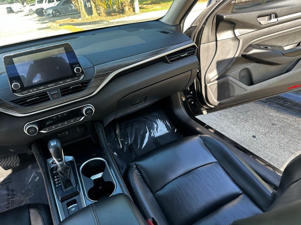 2020 Nissan Altima SL photo