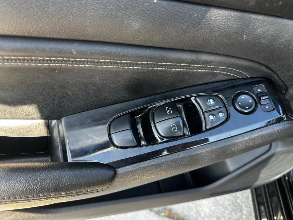 2020 Nissan Altima SL photo