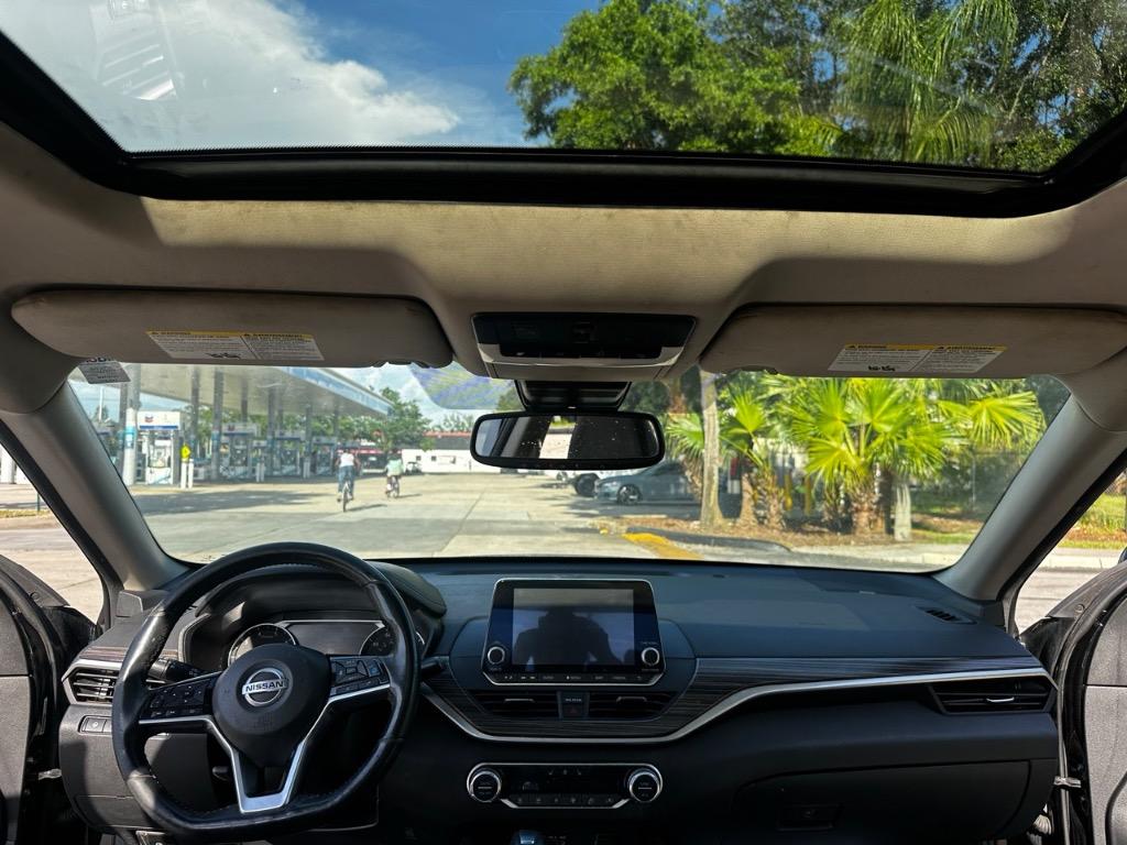 2020 Nissan Altima SL photo