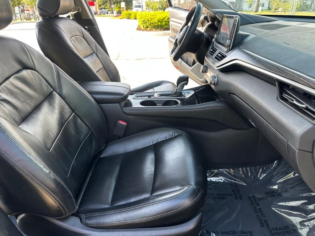 2020 Nissan Altima SL photo