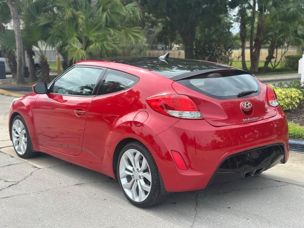 2012 Hyundai Veloster photo