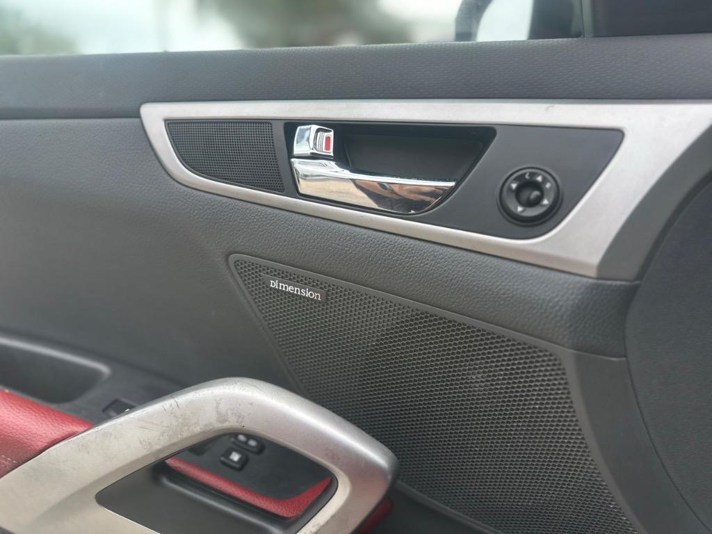 2012 Hyundai Veloster photo