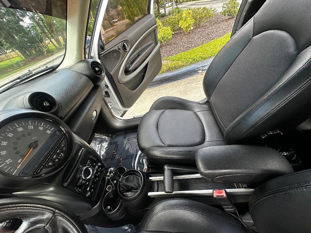 2012 Mini Cooper Convertible S photo 37