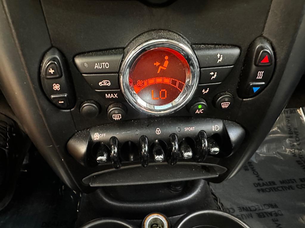 2012 Mini Cooper Convertible S photo 27