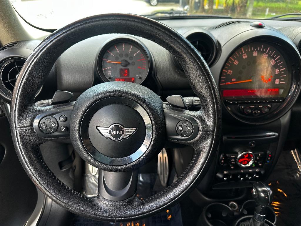 2012 Mini Cooper Convertible S photo 19