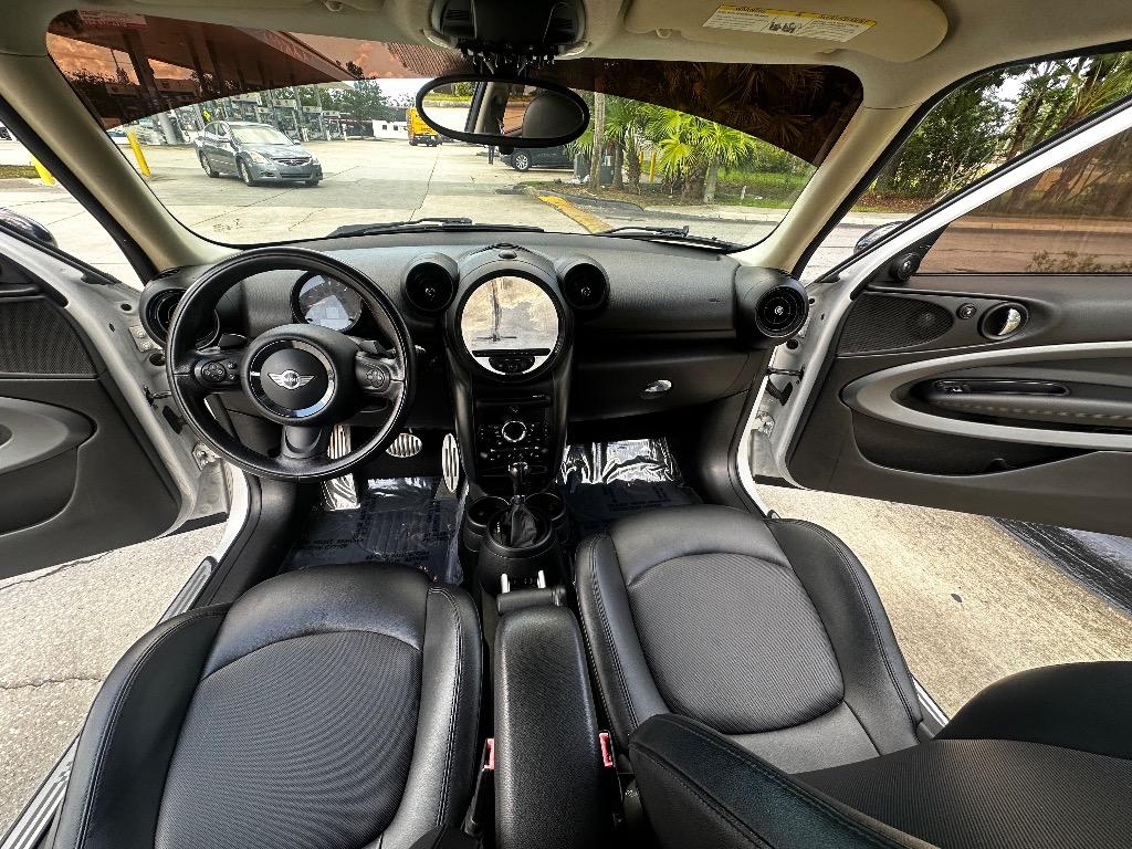 2012 Mini Cooper Convertible S photo 29