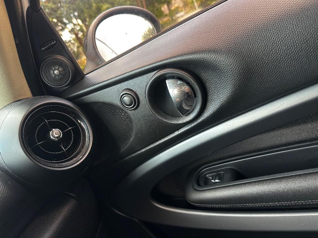 2012 Mini Cooper Convertible S photo 20