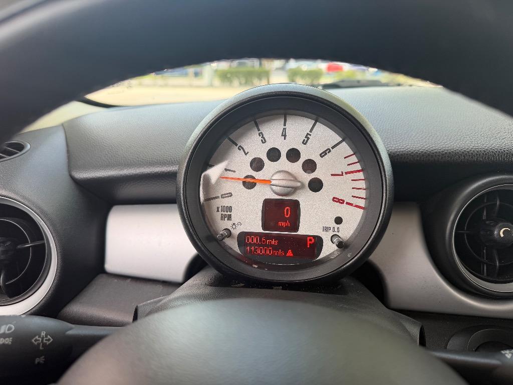2013 MINI Hardtop - $5,560