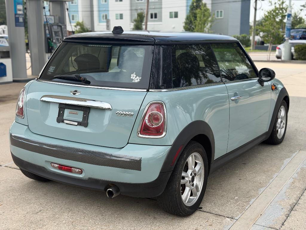 2013 MINI Hardtop - $5,560