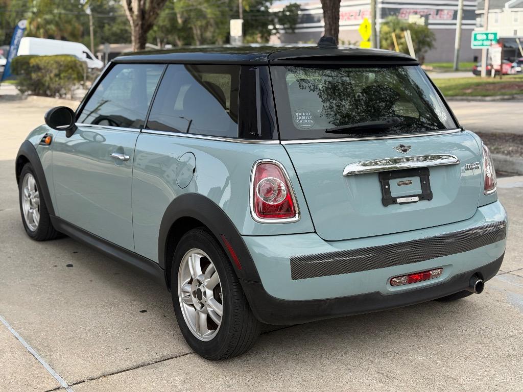 2013 MINI Hardtop - $5,560