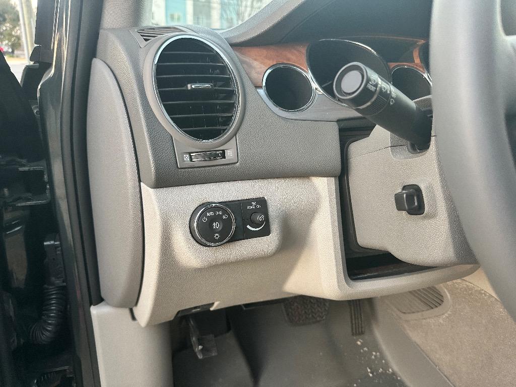 2011 Buick Enclave - $8,990