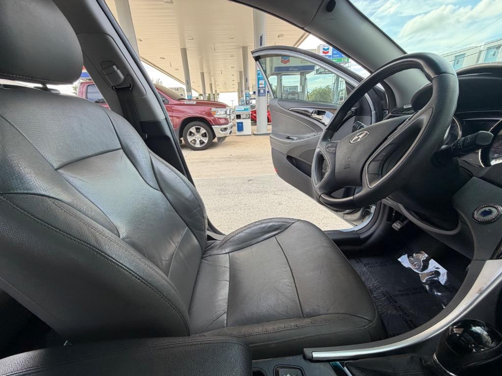 2012 Hyundai Sonata - $8,670
