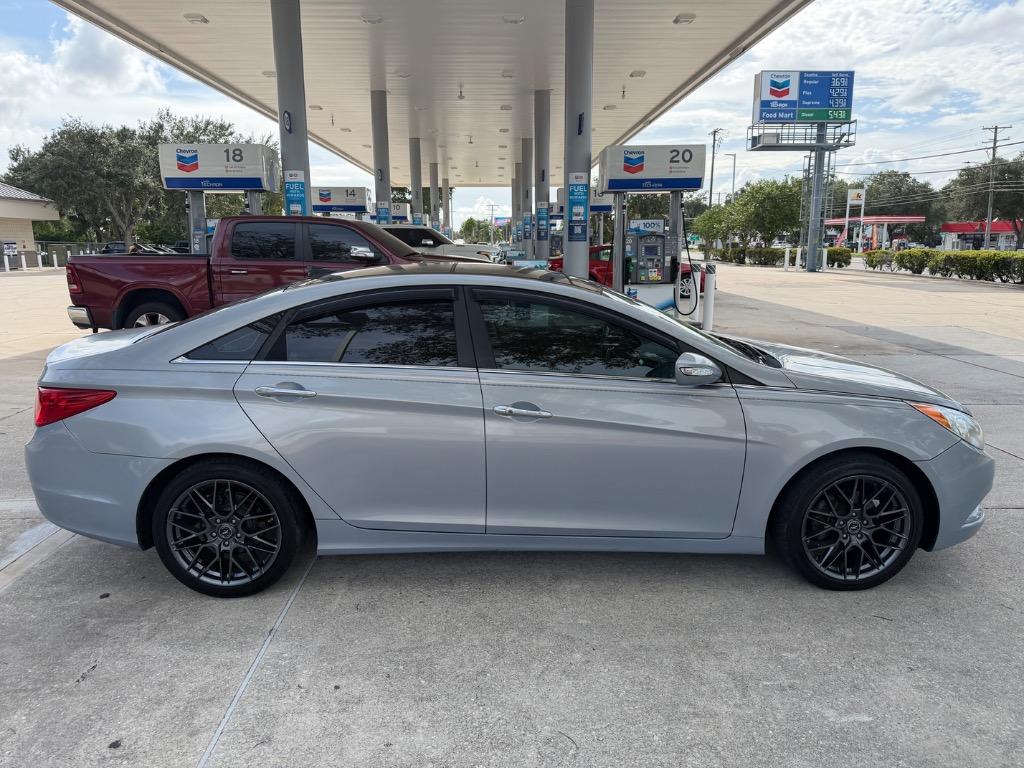 2012 Hyundai Sonata - $8,670
