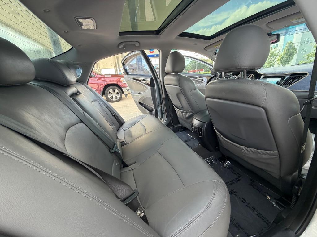 2012 Hyundai Sonata - $8,670