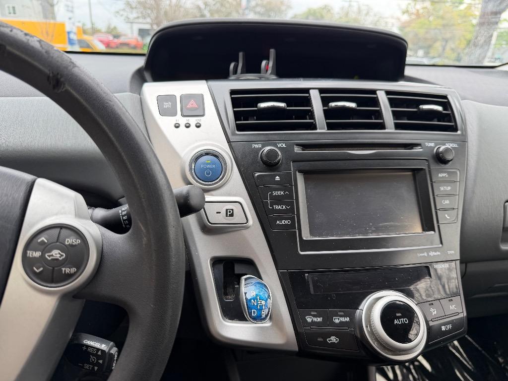2012 Toyota Prius - $8,990