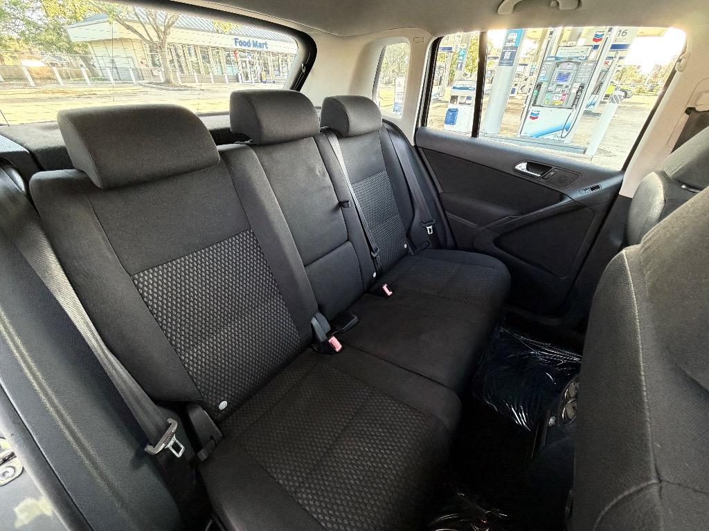 2011 Volkswagen Tiguan - $6,990