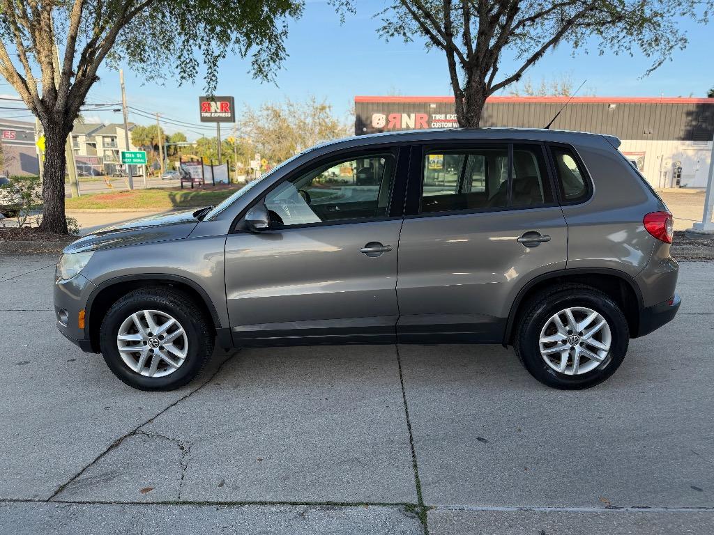 2011 Volkswagen Tiguan - $6,990