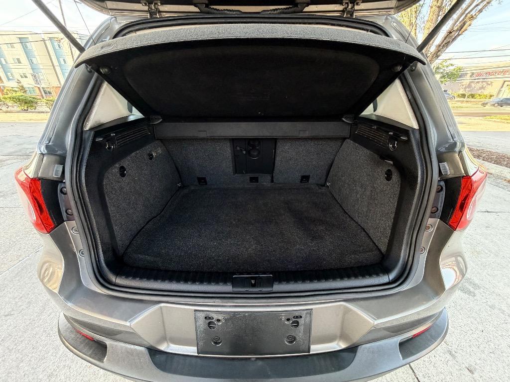 2011 Volkswagen Tiguan - $6,990