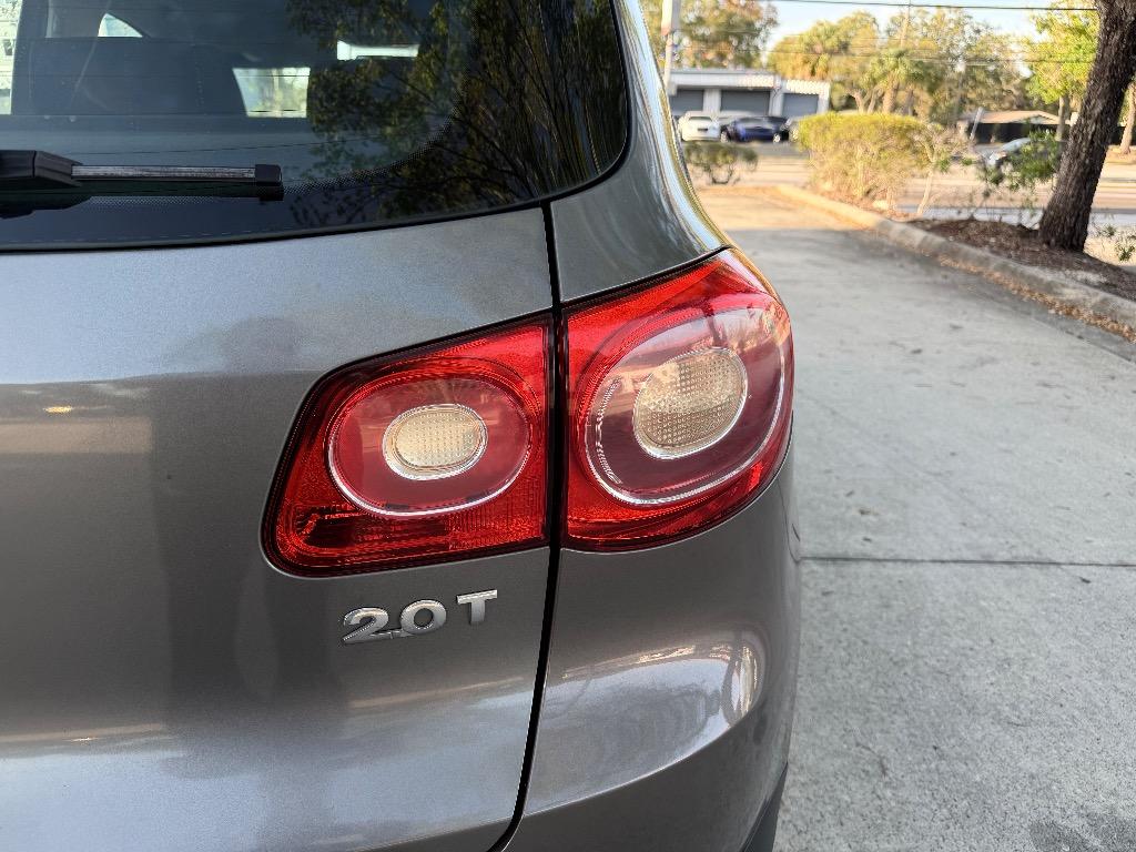 2011 Volkswagen Tiguan - $6,990