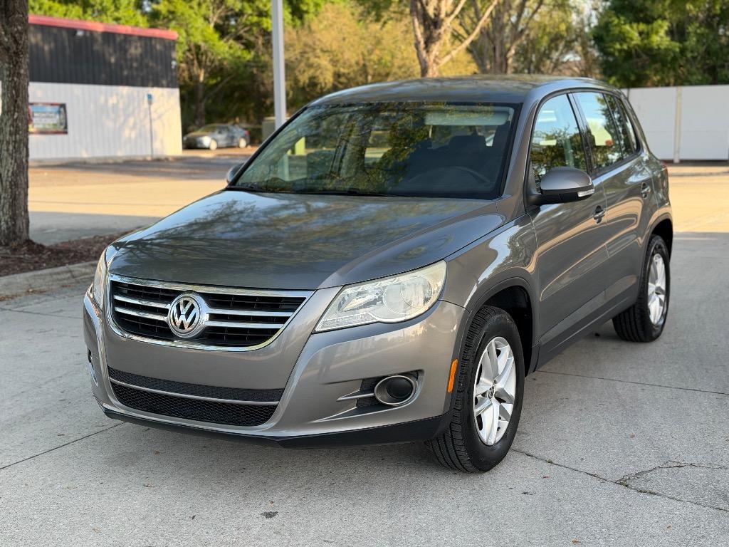 2011 Volkswagen Tiguan - $6,990