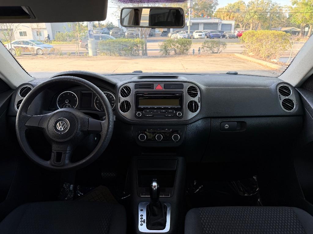 2011 Volkswagen Tiguan - $6,990