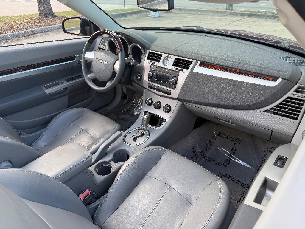 2008 Chrysler Sebring - $6,990