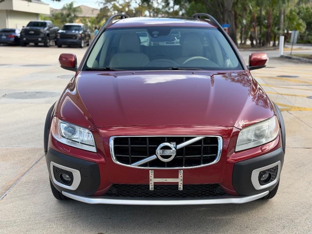 Red 2013 Volvo XC70 T6 AWD Wagon All-Wheel Drive Automatic