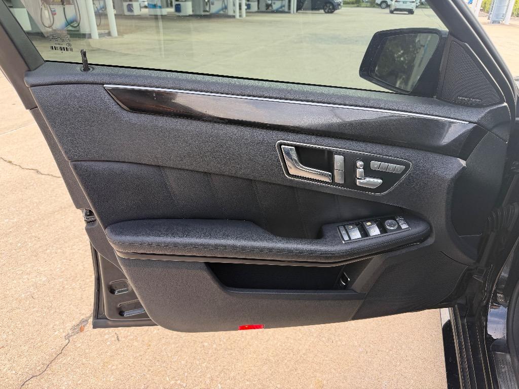 2010 Mercedes-Benz E-Class - $4,990