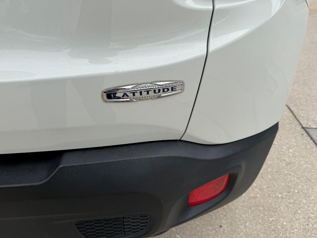 2016 Jeep Renegade - $6,490
