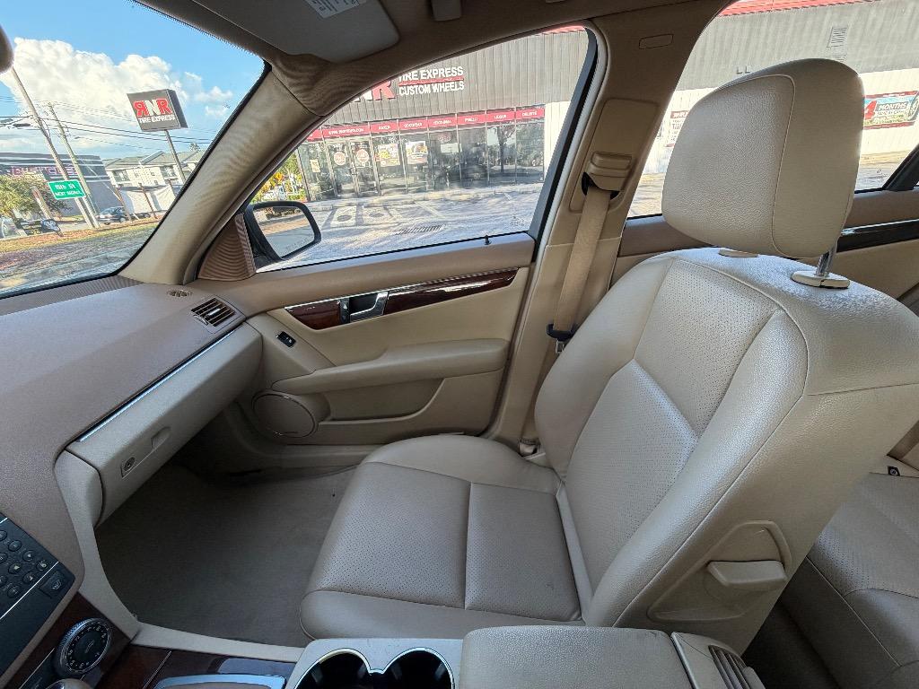 2008 Mercedes-Benz C-Class - $5,990