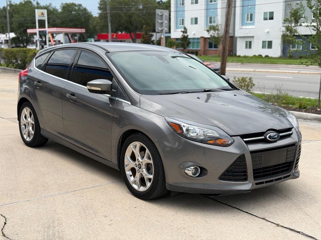 2012 Ford Focus - $5,990