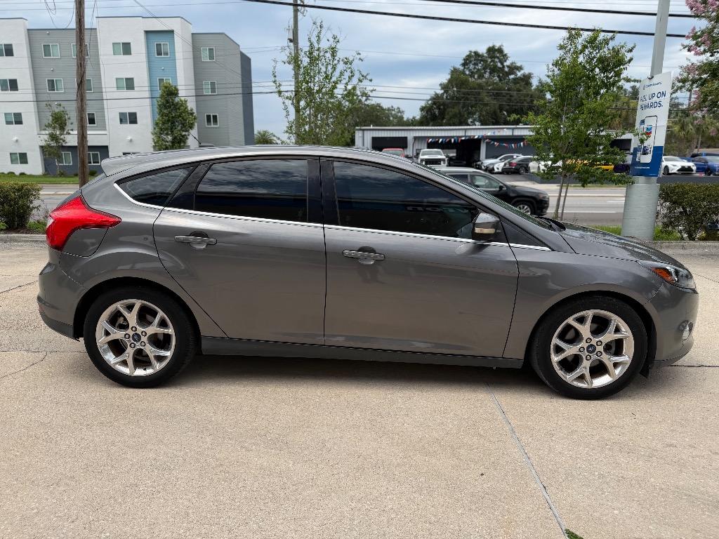 2012 Ford Focus - $5,990