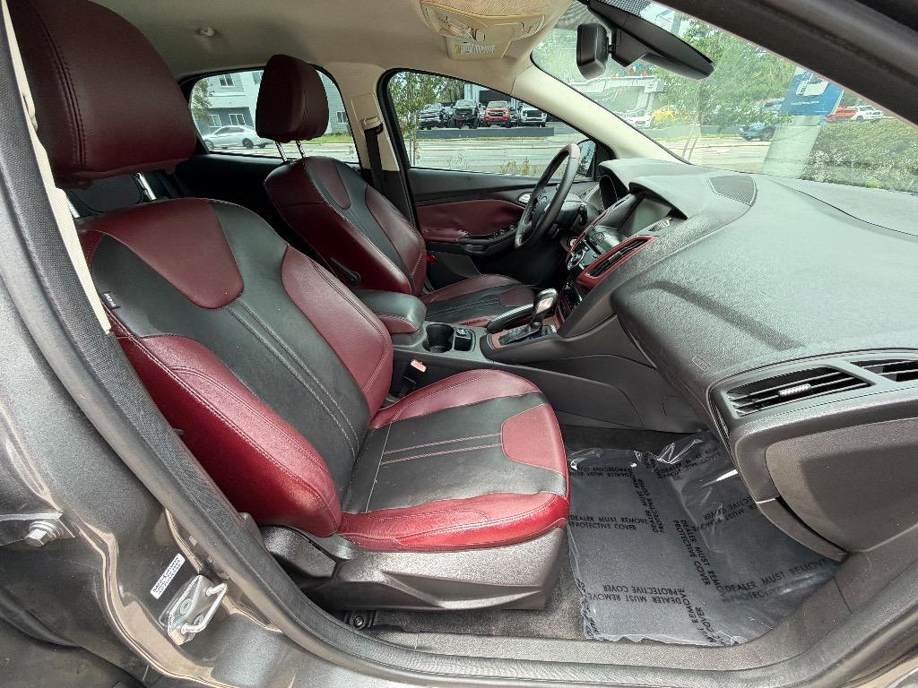 2012 Ford Focus - $5,990