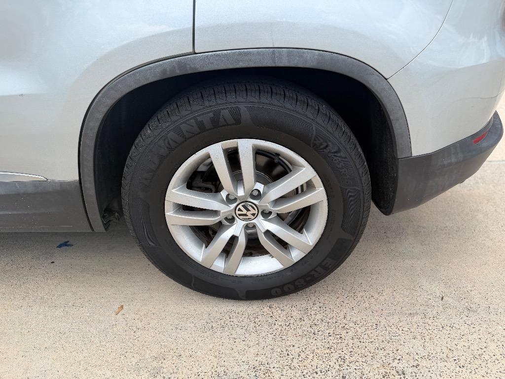 2013 Volkswagen Tiguan - $4,990