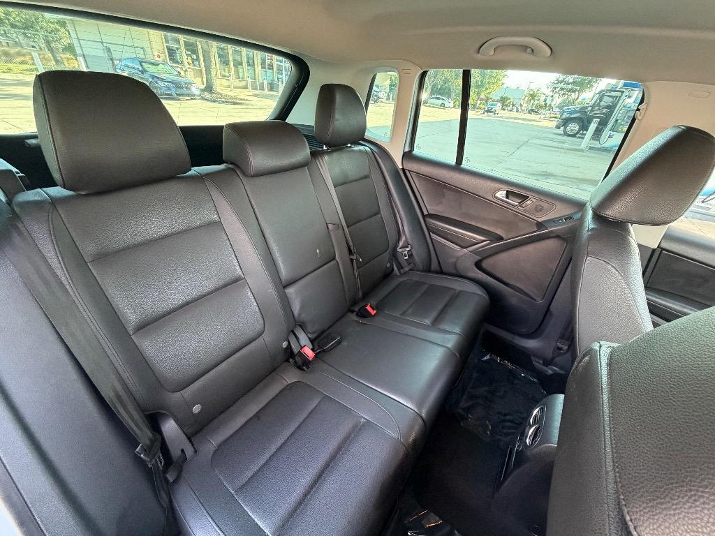 2014 Volkswagen Tiguan - $6,990
