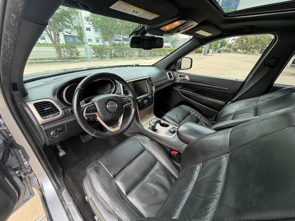 2015 Jeep Cherokee - $9,990