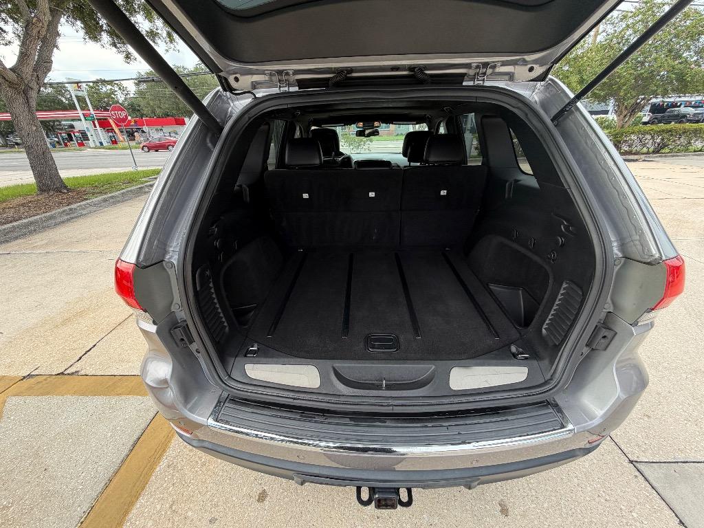 2015 Jeep Cherokee - $9,990