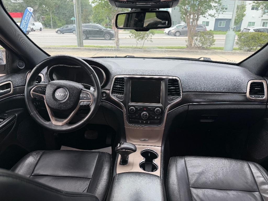 2015 Jeep Cherokee - $9,990
